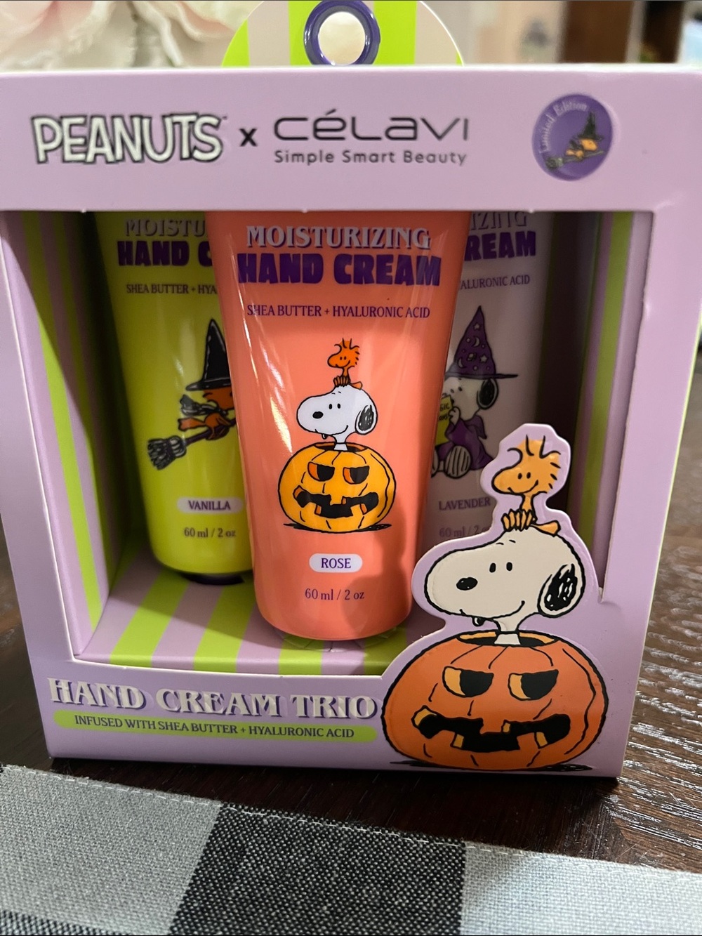 New Peanuts Moisturizing Hand treatment Trio